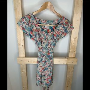 Motherhood Floral Ties in Back Blouse Size Large